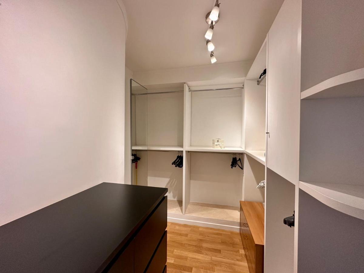 Sisters' Home - Appartamento Nel Centro Storico Con Terrazzo, Aria Condizionata E Vasca Da Bagno Сиена Екстериор снимка